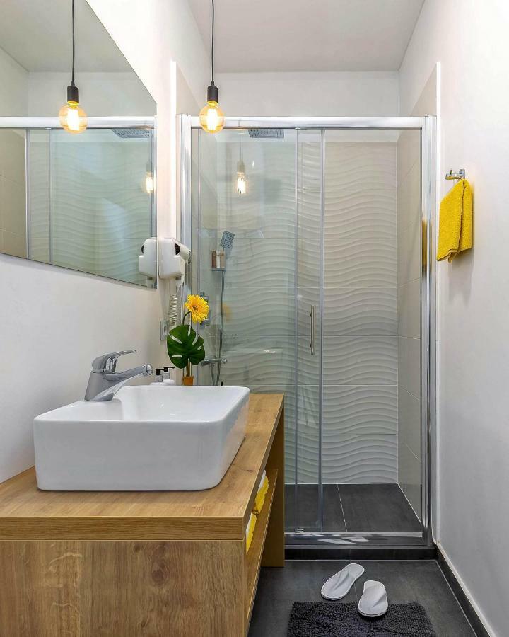 Rijeka Apartments Terra I & II ภายนอก รูปภาพ